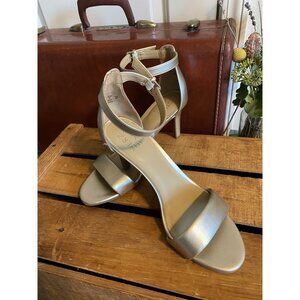 NATURALIZER Womens Champagne Ankle Strap Padded Leah Round Toe Stiletto Buckle H